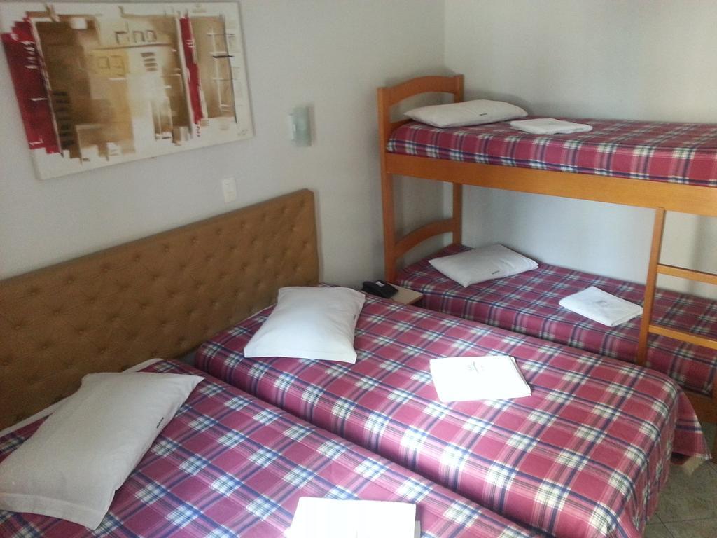 Hotel Pousada Valintur Balneário Camboriú Zimmer foto